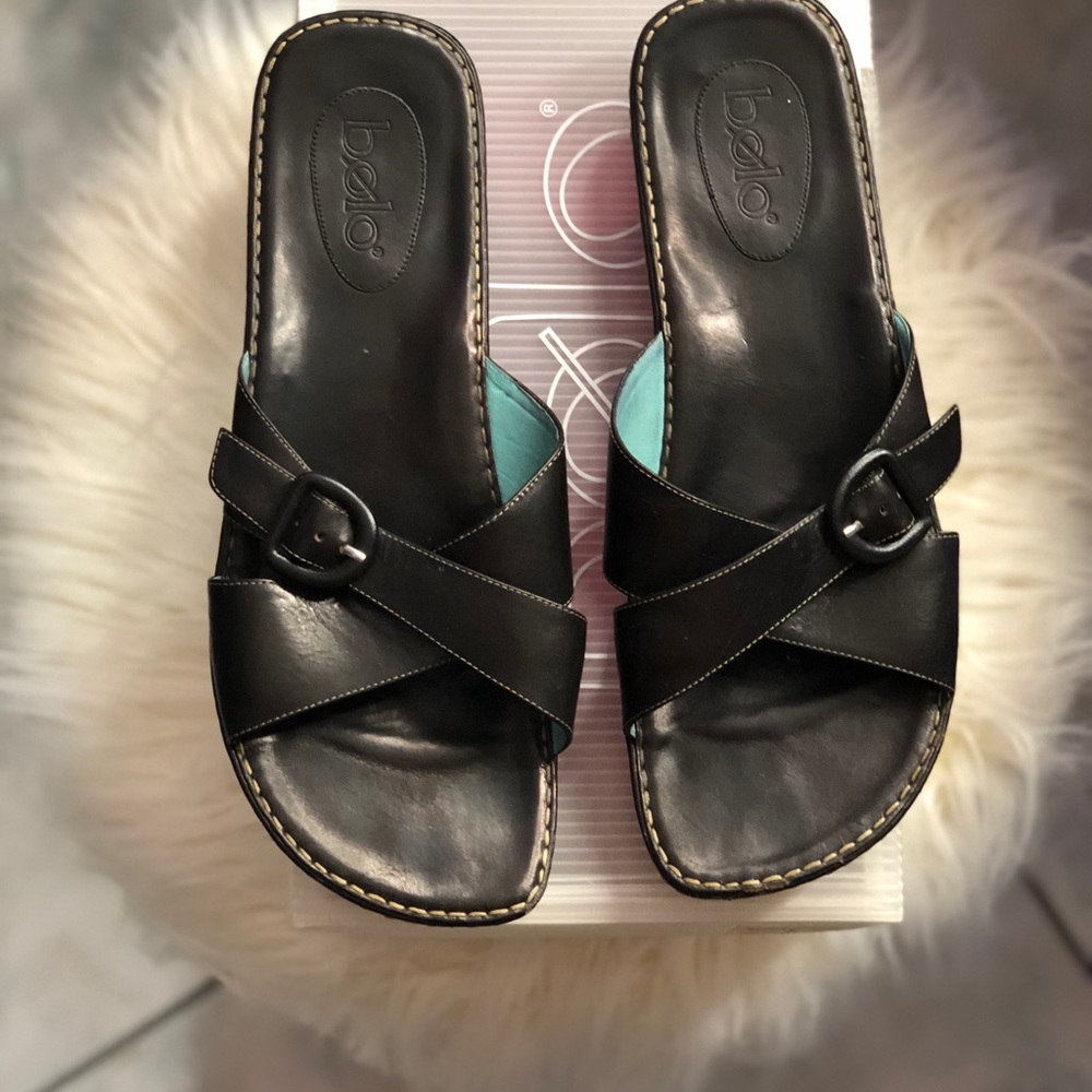 Black leather sandals